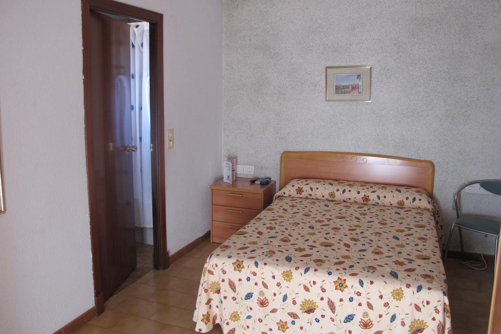 Hostal Casa Pepe Tauste Habitación foto